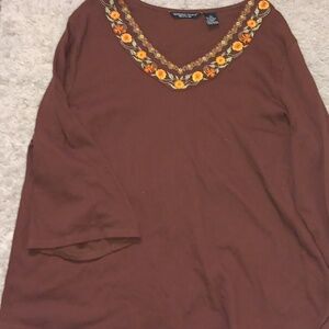 Shirt 2x reference point w flower design